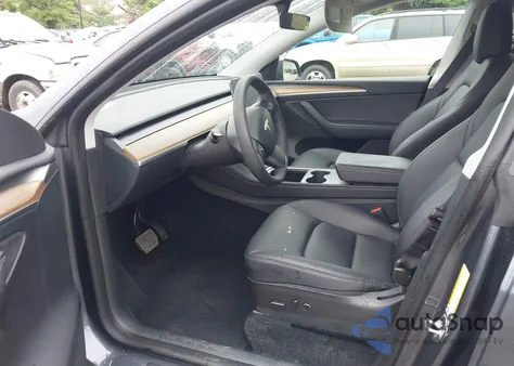 2023 Tesla Model Y Awd/Long Range Dual Motor All-Wheel Drive from USA, damaged, VIN 7SAYGDEE9PF686368